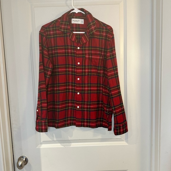 Abercrombie & Fitch Red Plaid Button Up Sleep Shirt, size Small - Picture 6 of 6